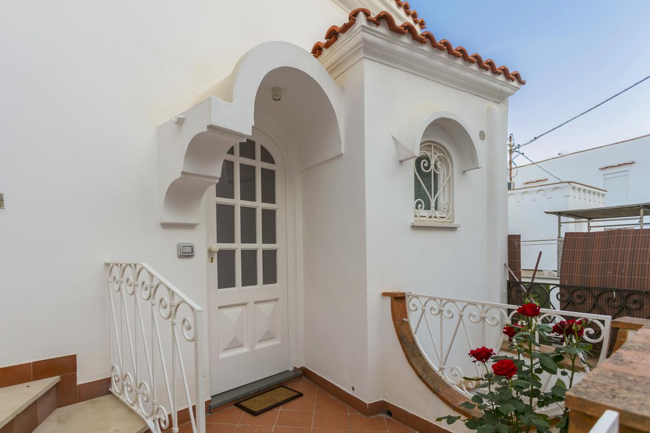 To Be Capri Hotel Екстериор снимка